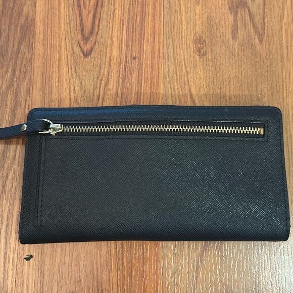 Kate spade blush wallet. - Picture 3 of 6